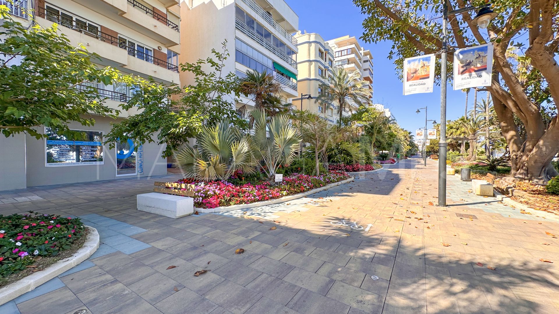 For sale 2 bedrooms penthouse in Estepona Centre