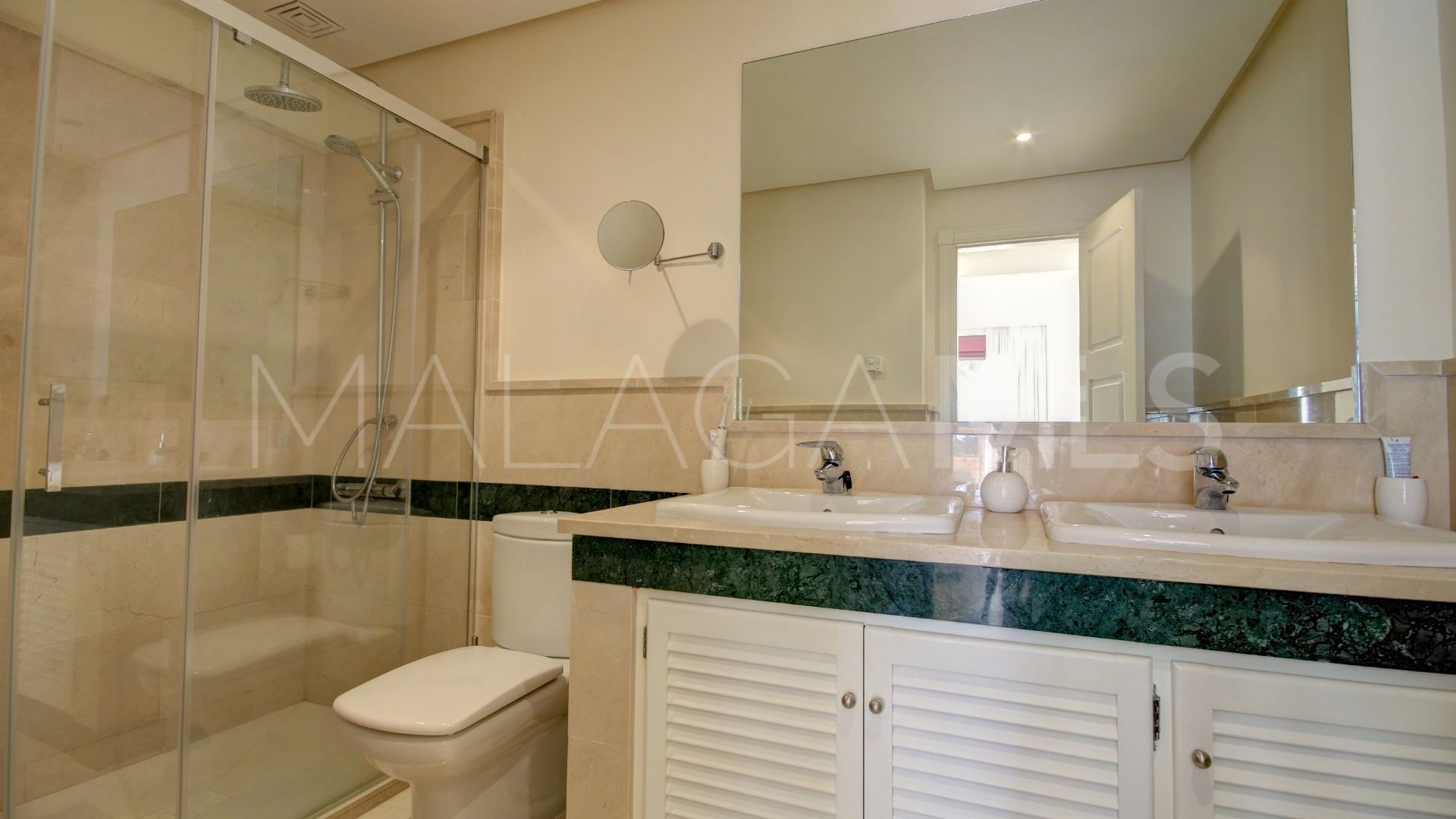 Town house for sale in Riviera Andaluza with 3 bedrooms