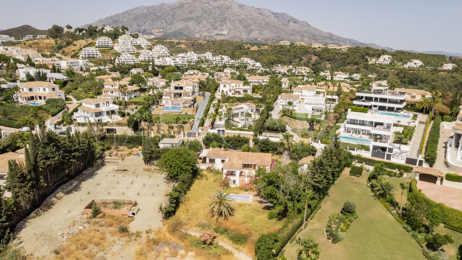 Terrain for sale in Nueva Andalucia