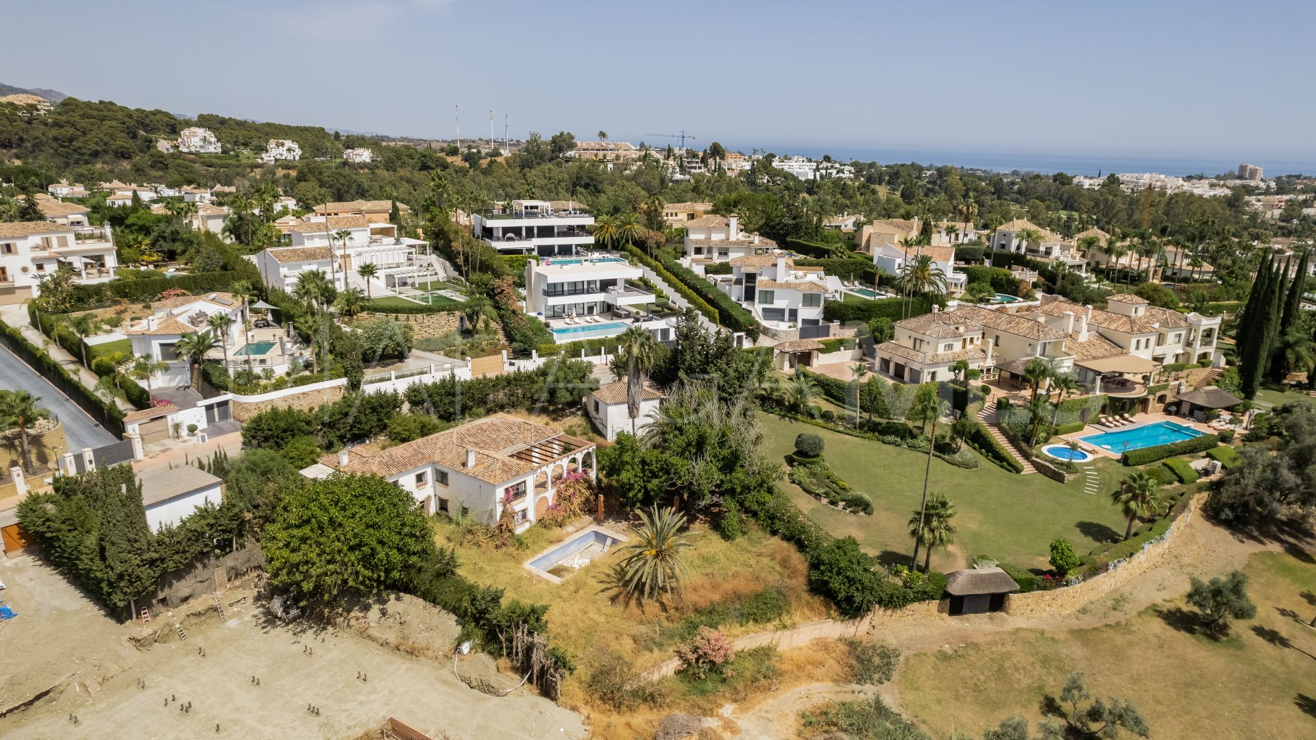 Terrain for sale in Nueva Andalucia