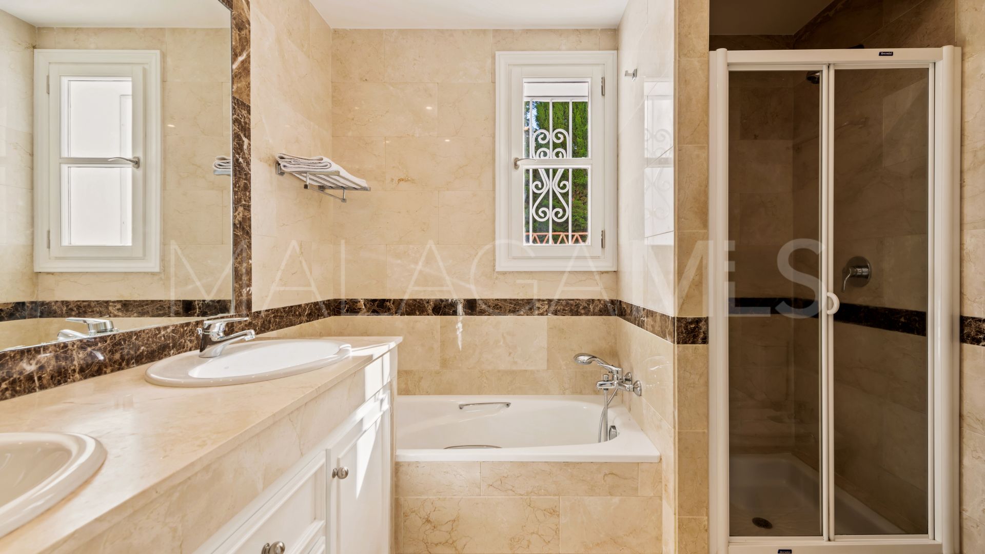 Villa for sale in Sierra Blanca