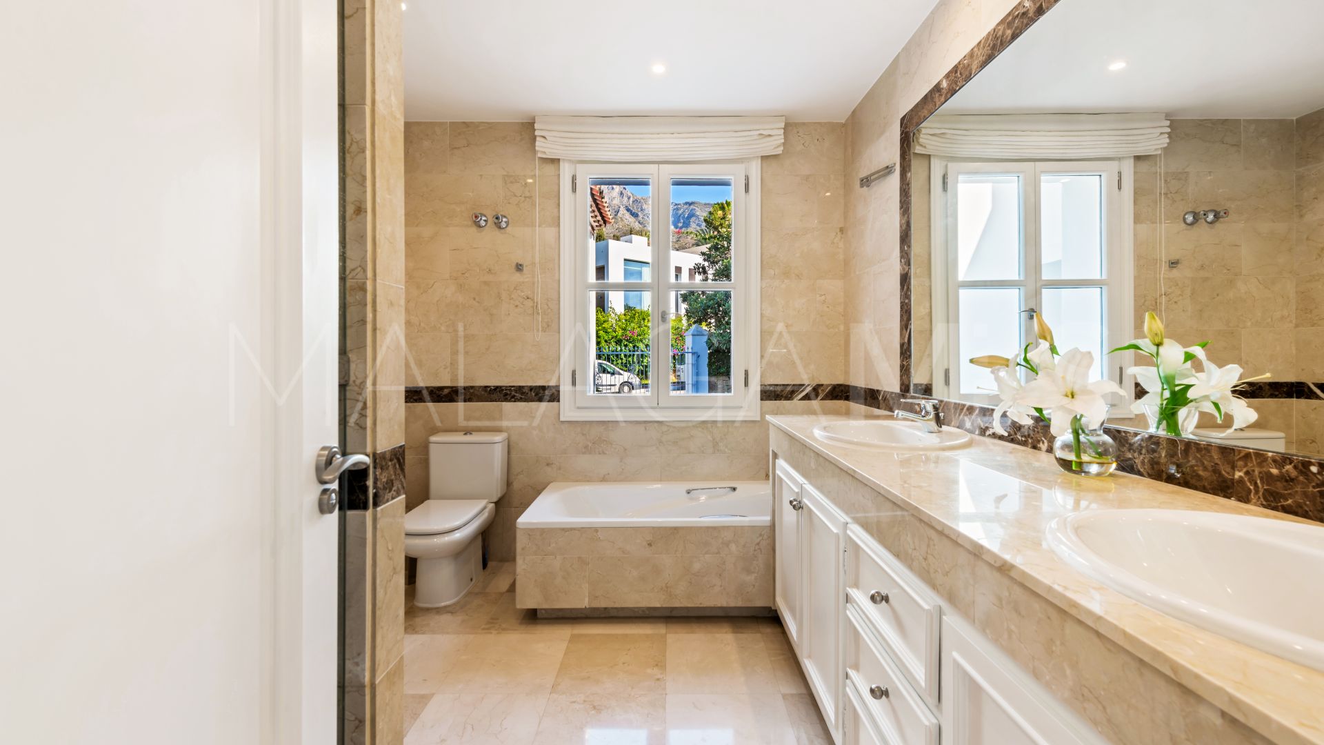 Villa for sale in Sierra Blanca