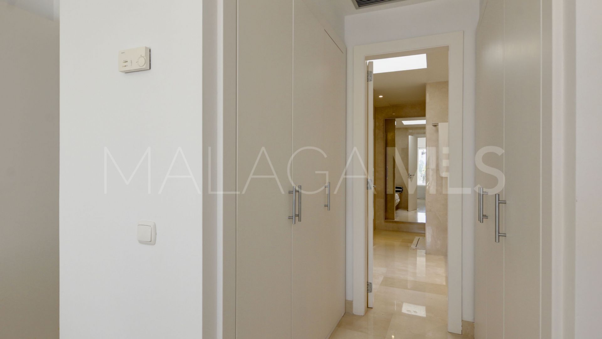 Atico for sale with 2 bedrooms in Alcazaba Beach