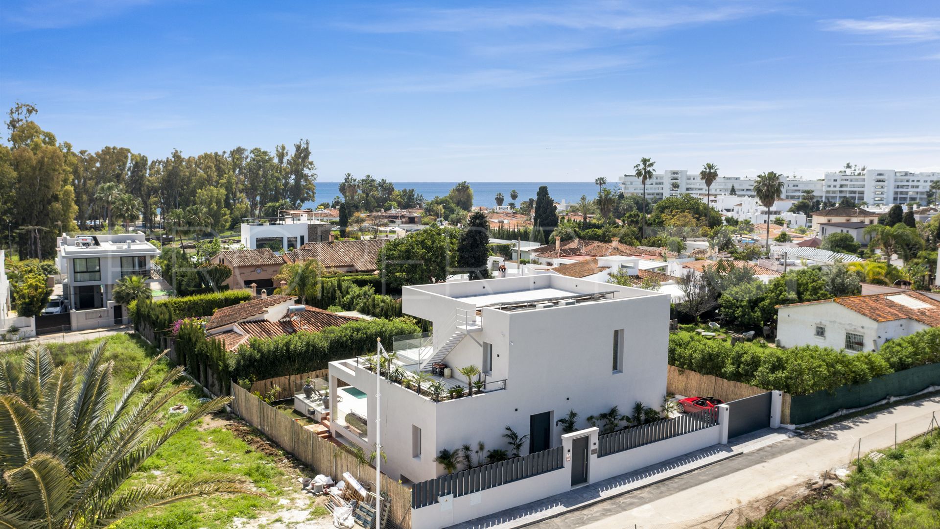 Villa in San Pedro Playa for sale