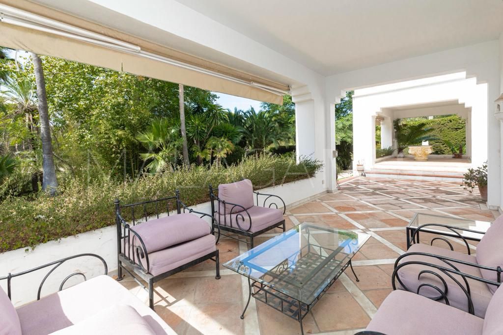 El Paraiso 4 bedrooms villa for sale