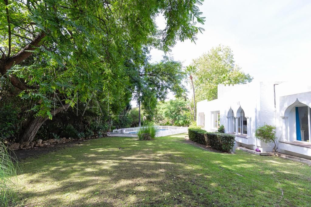 El Paraiso 4 bedrooms villa for sale