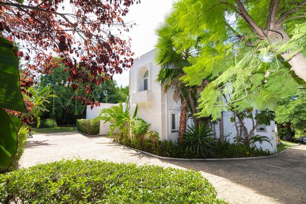 El Paraiso 4 bedrooms villa for sale