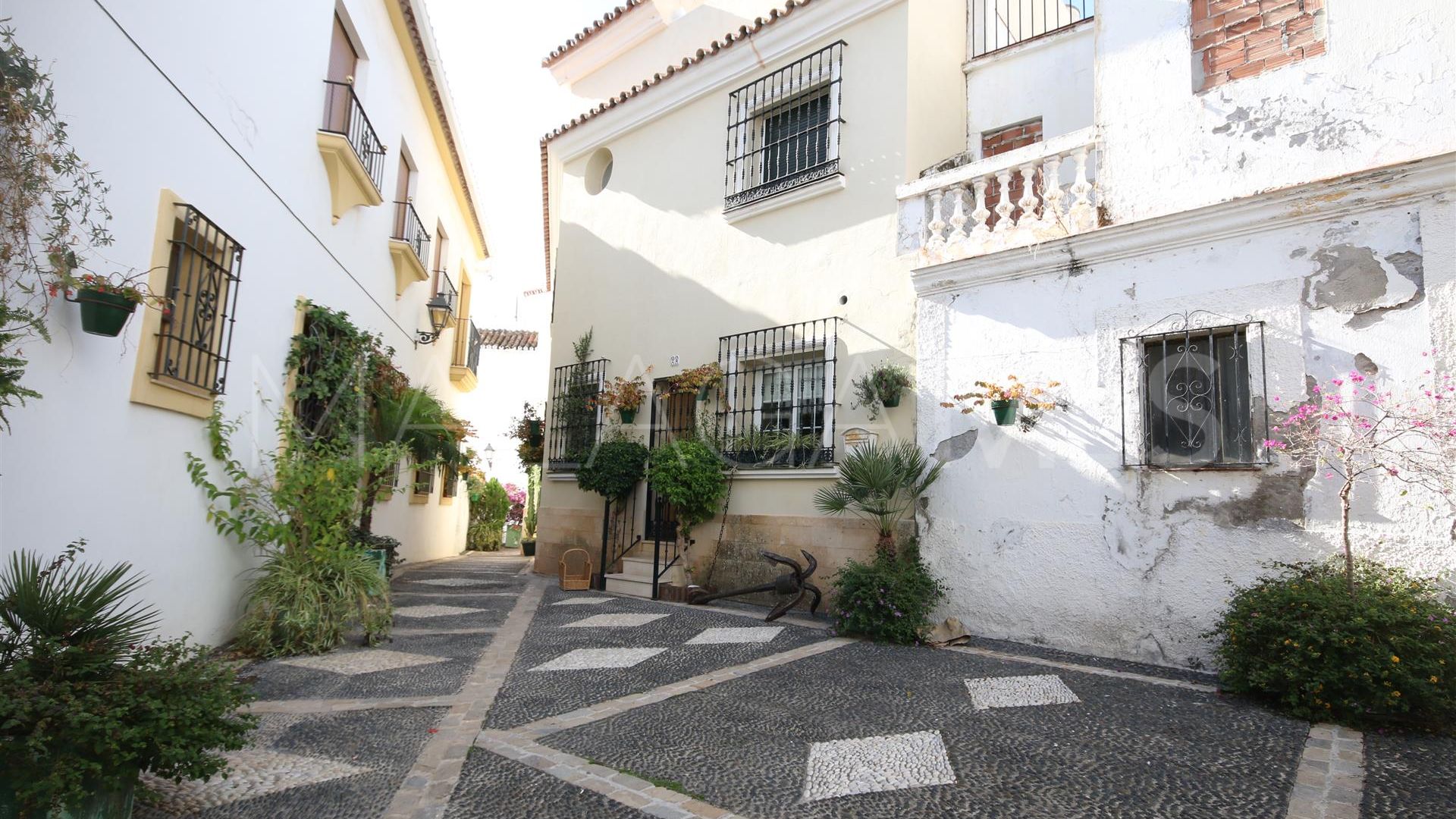 Maison de ville for sale in Estepona Old Town