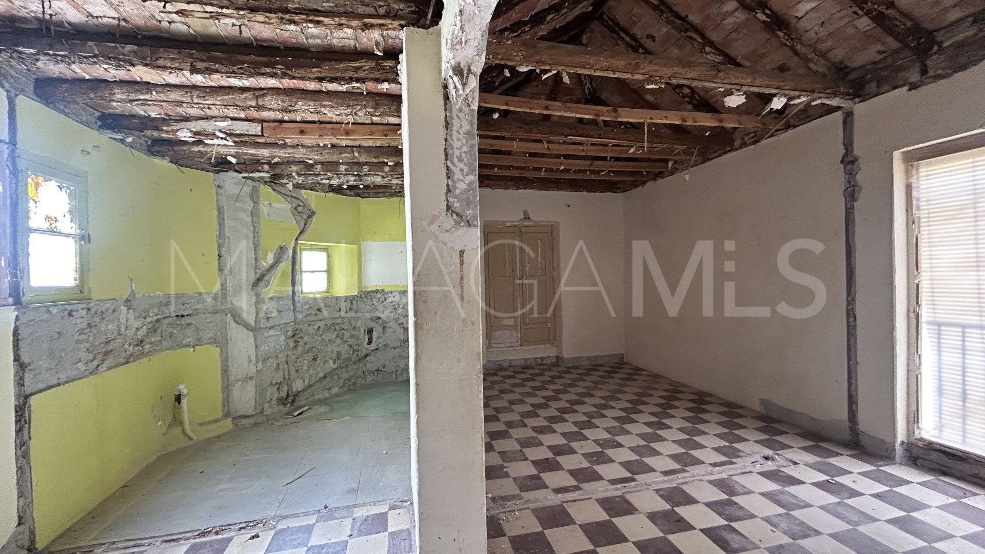 Town house in Estepona Old Town for sale