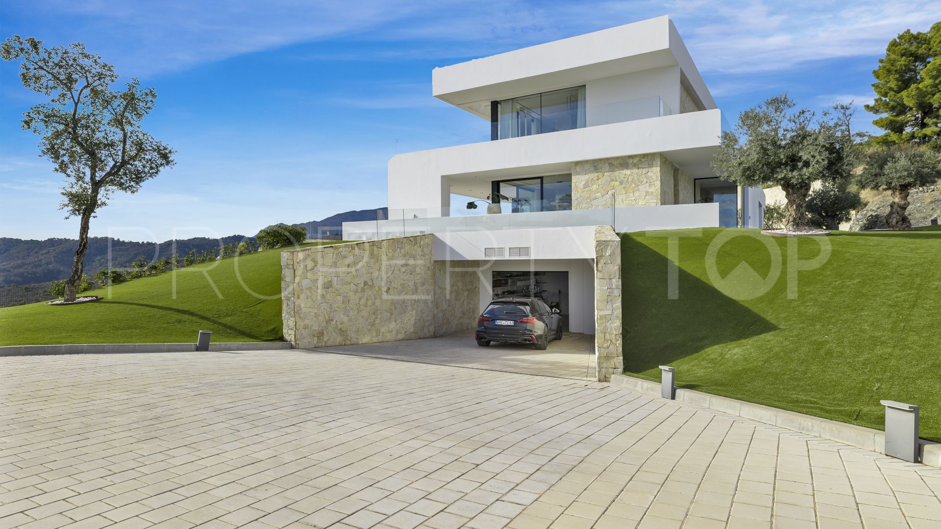 For sale Monte Mayor villa with 7 bedrooms