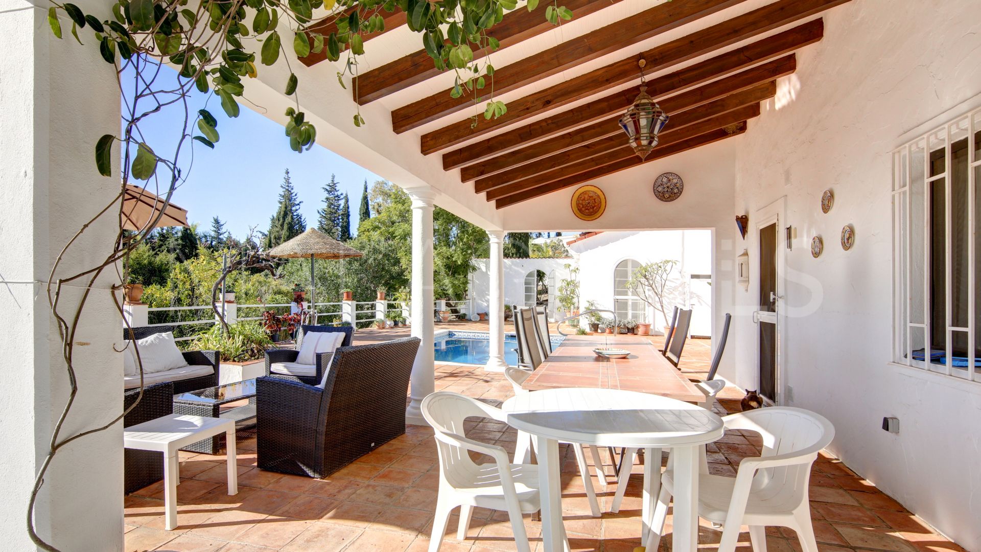 Se vende villa with 4 bedrooms in El Velerin