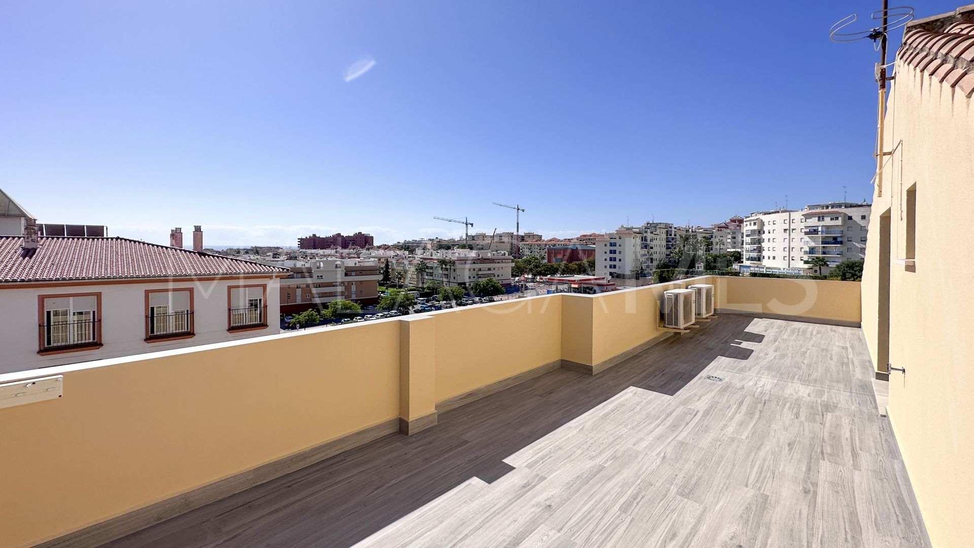 Maison de ville for sale in Estepona