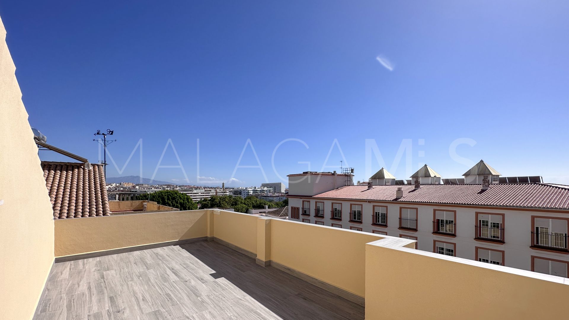 Maison de ville for sale in Estepona