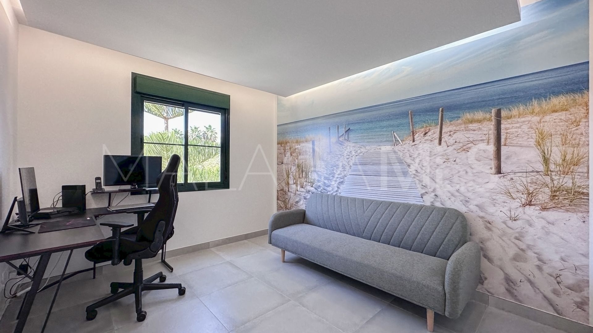 Maison de ville for sale in Estepona