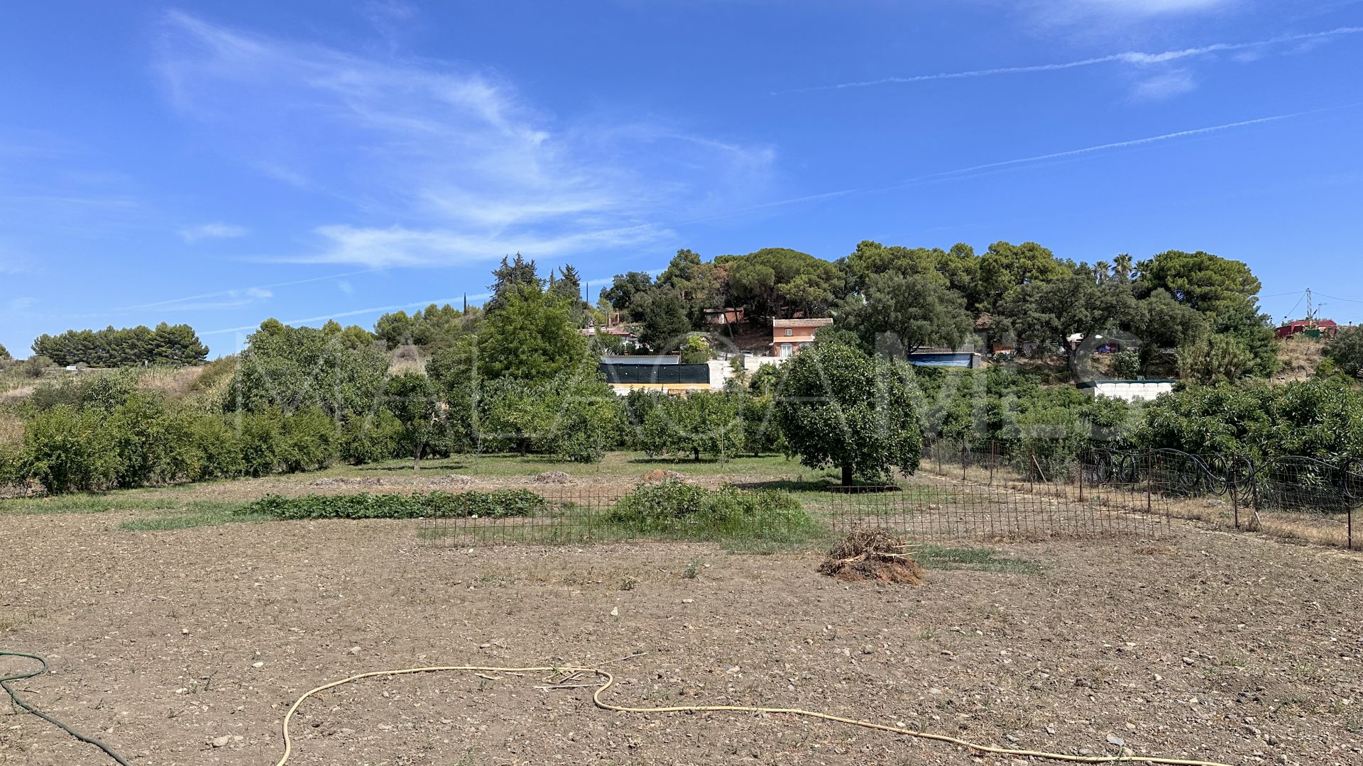 Landhaus for sale in Estepona