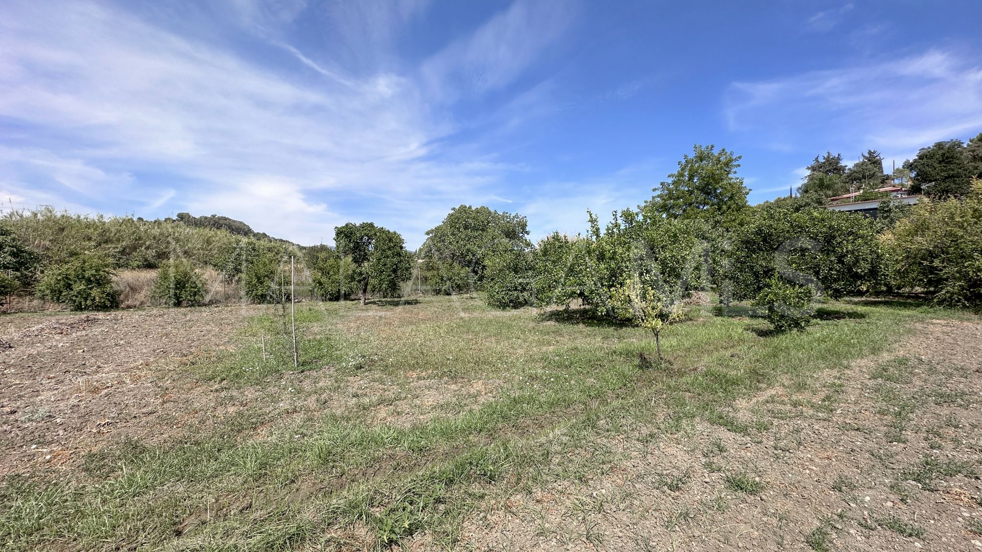 Landhaus for sale in Estepona