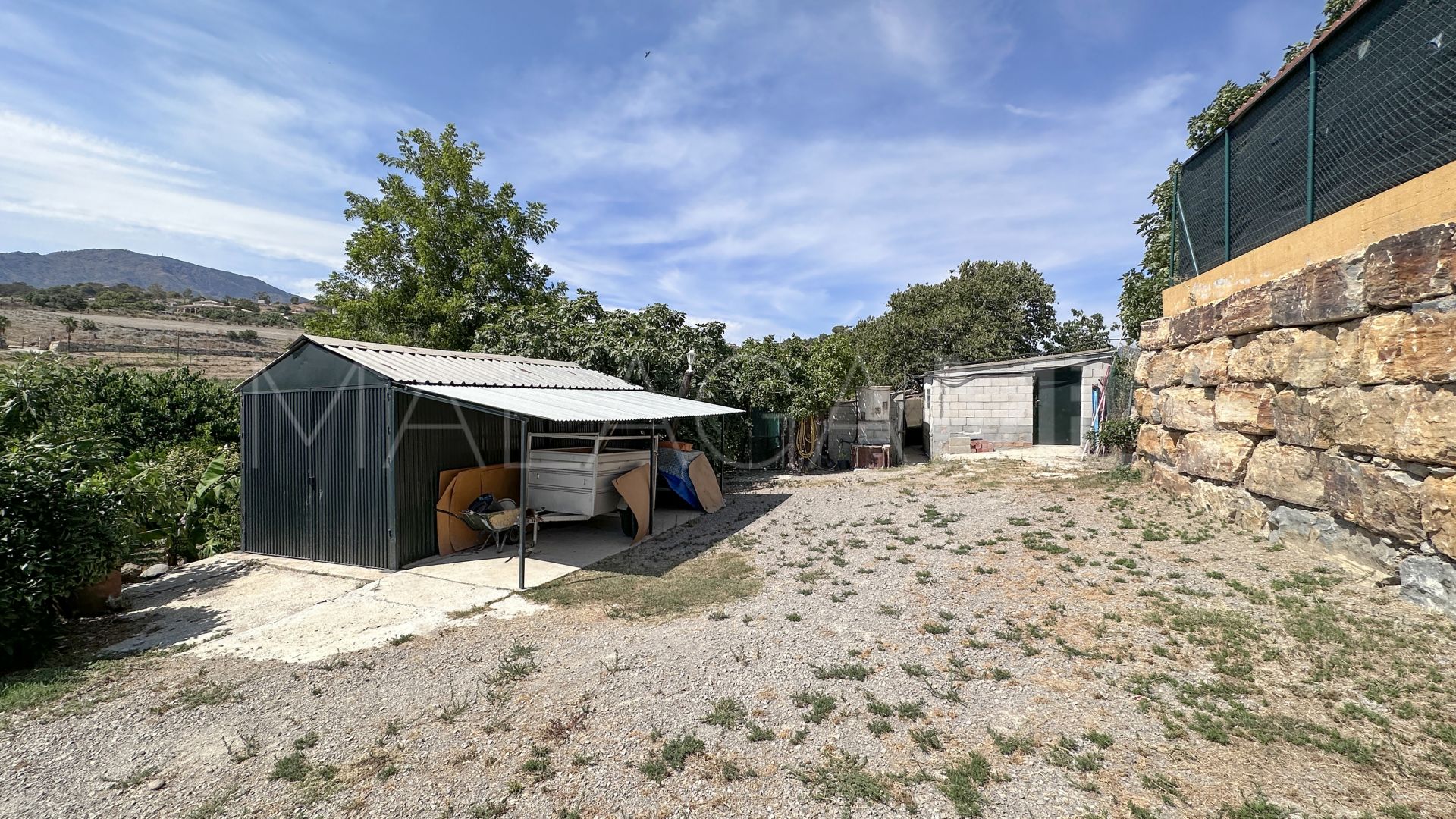 Landhaus for sale in Estepona