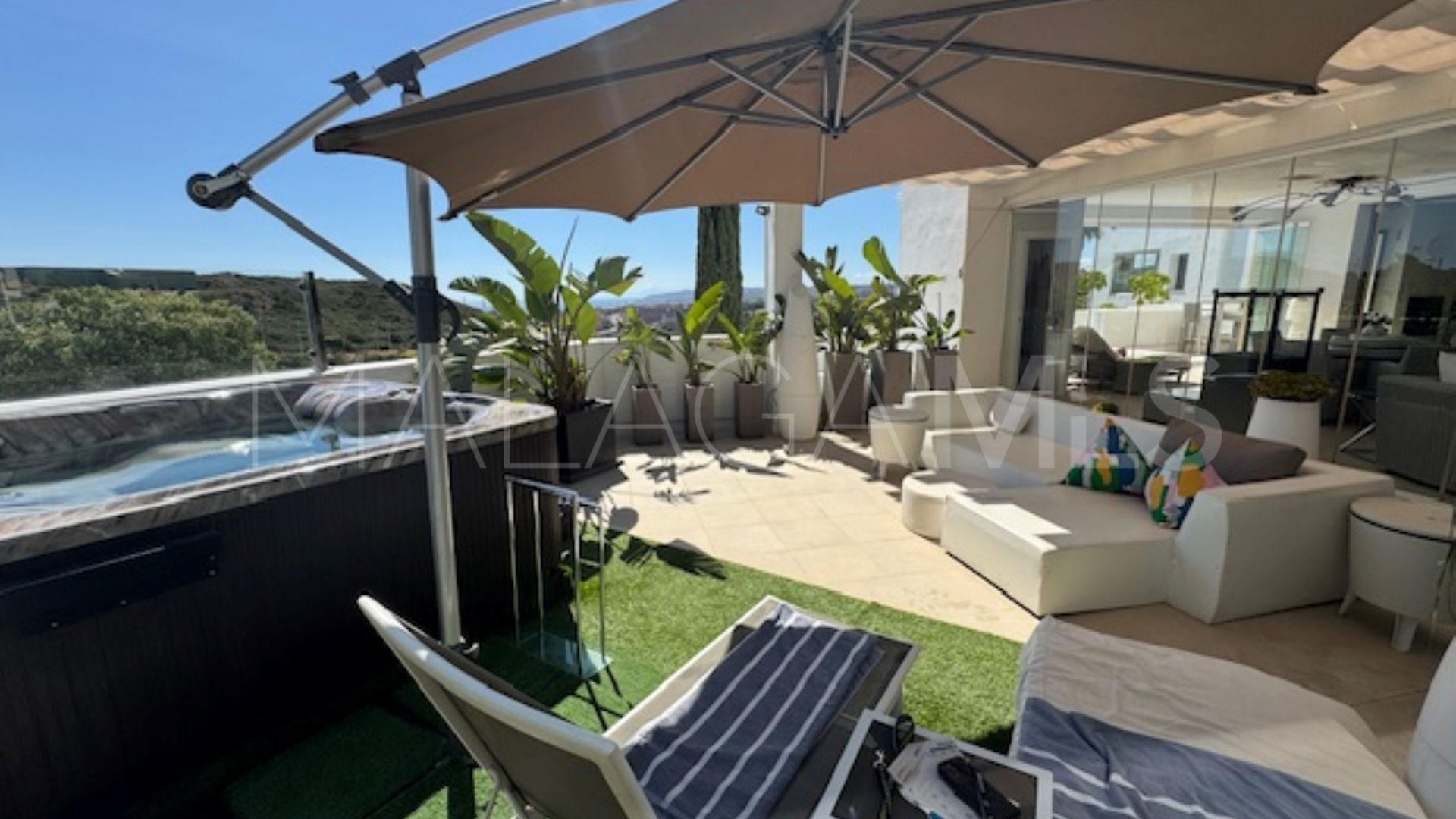 Ground floor apartment for sale in Casares