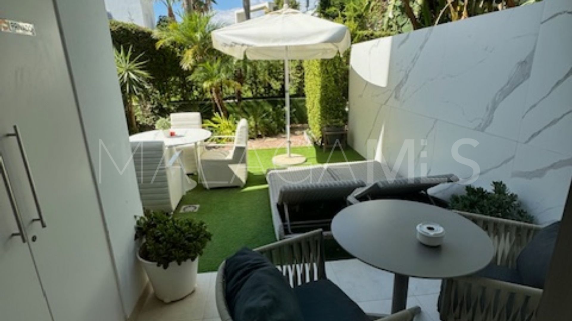 Ground floor apartment for sale in Casares