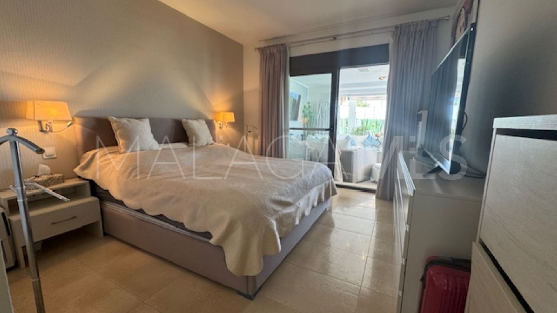 Ground floor apartment for sale in Casares