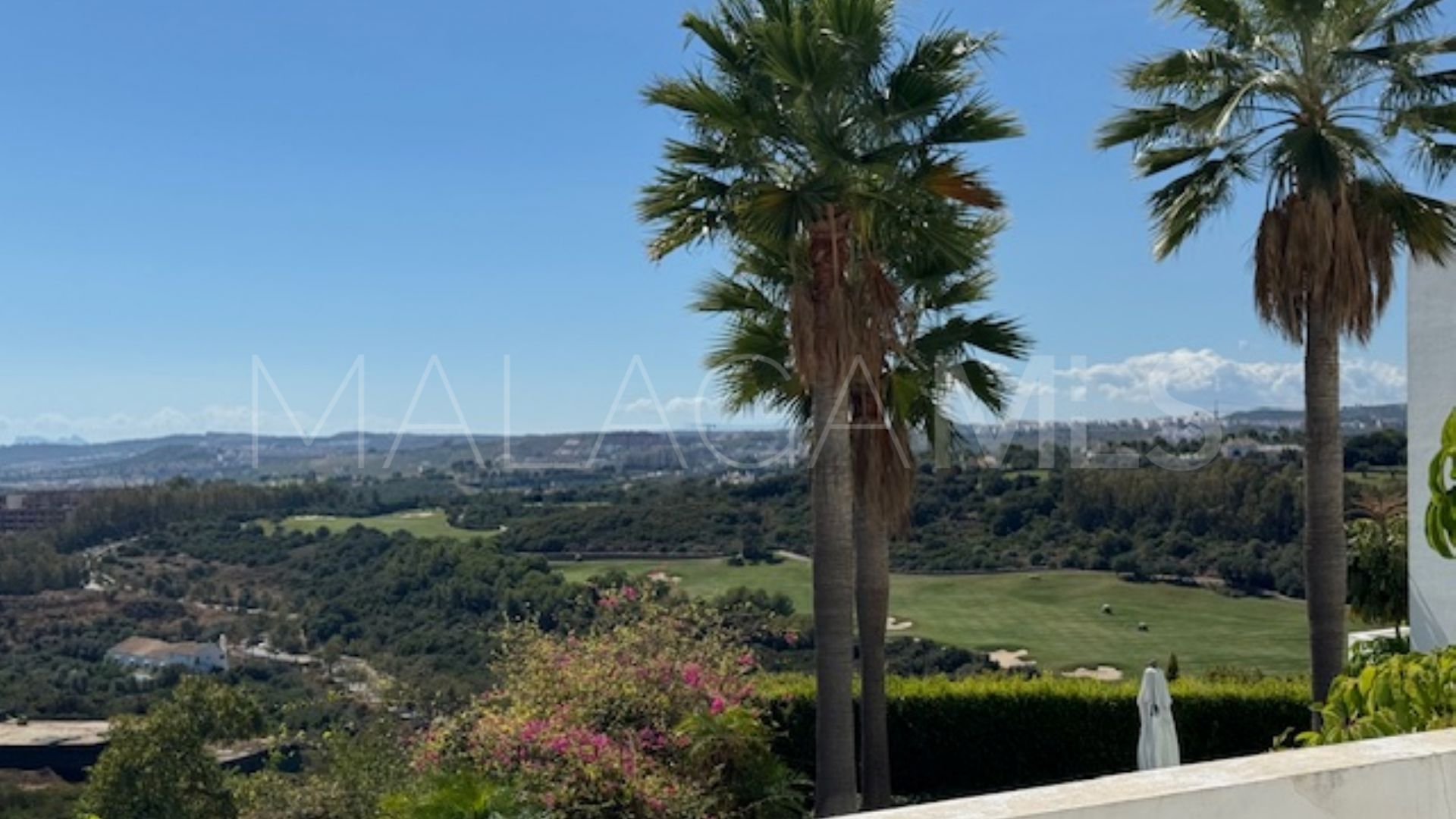 Ground floor apartment for sale in Casares