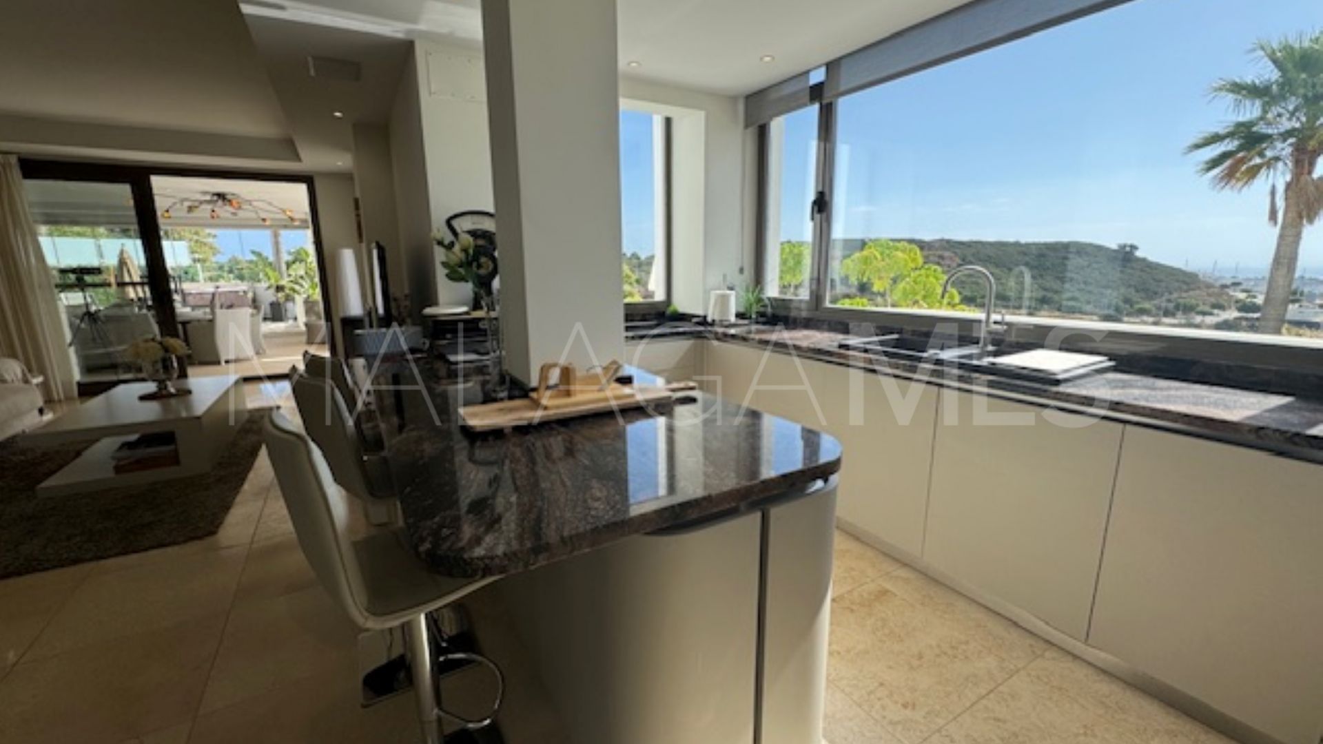 Ground floor apartment for sale in Casares