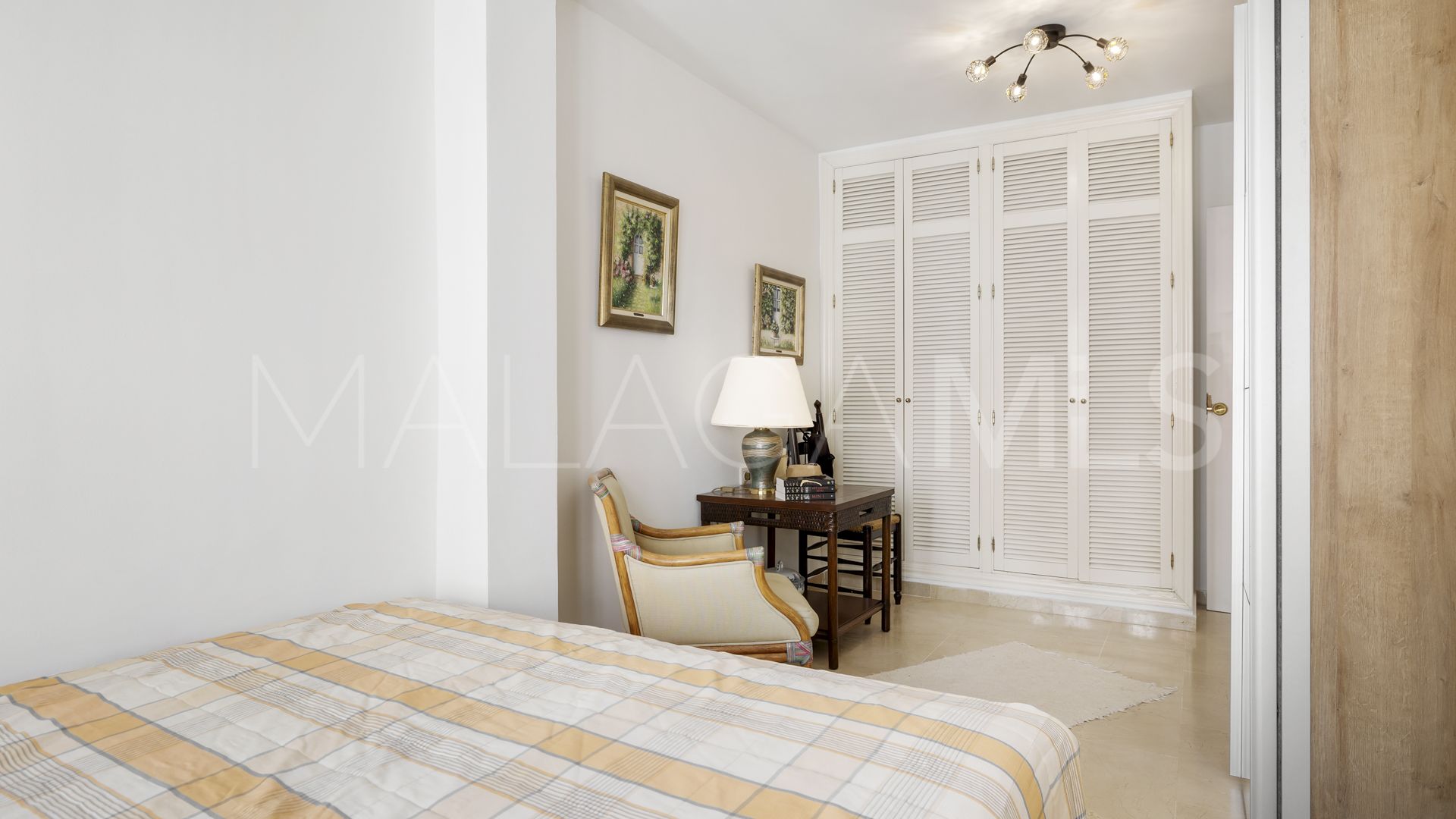 Adosado de 4 bedrooms for sale in Estepona