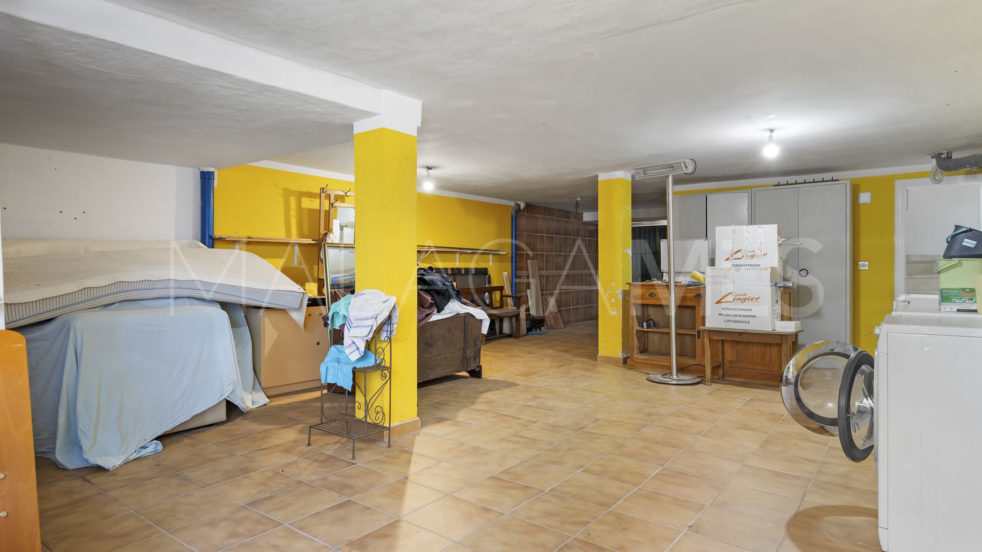 Adosado de 4 bedrooms for sale in Estepona