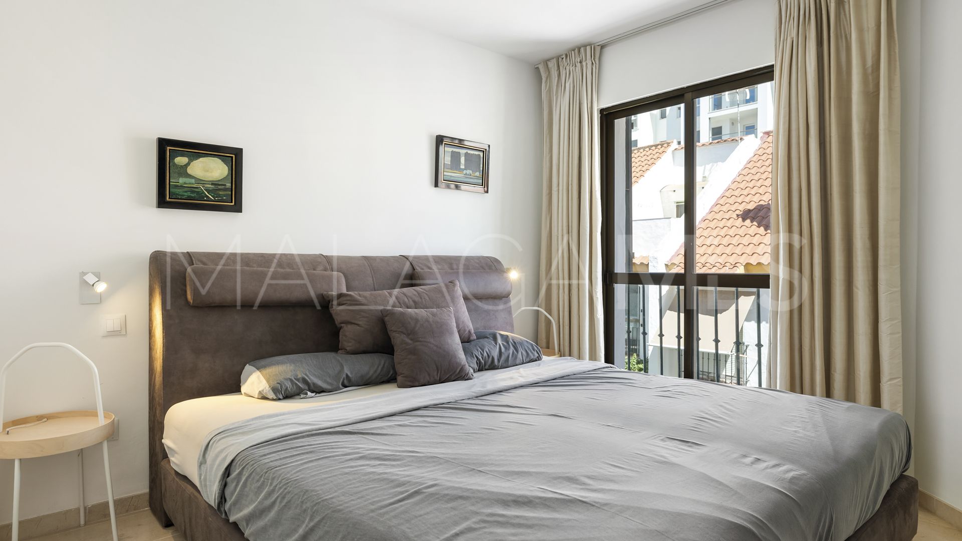 Adosado de 4 bedrooms for sale in Estepona