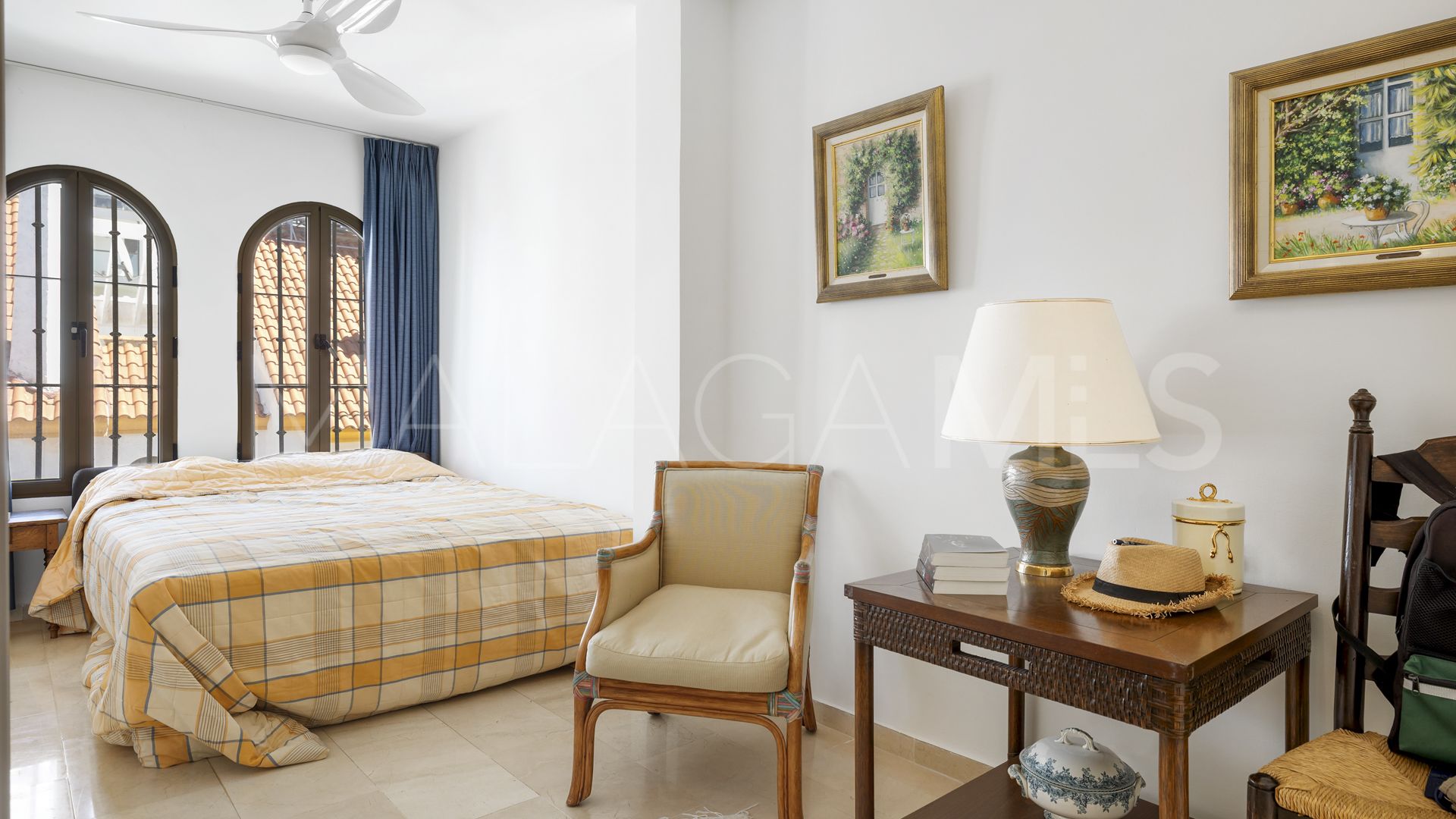 Adosado de 4 bedrooms for sale in Estepona