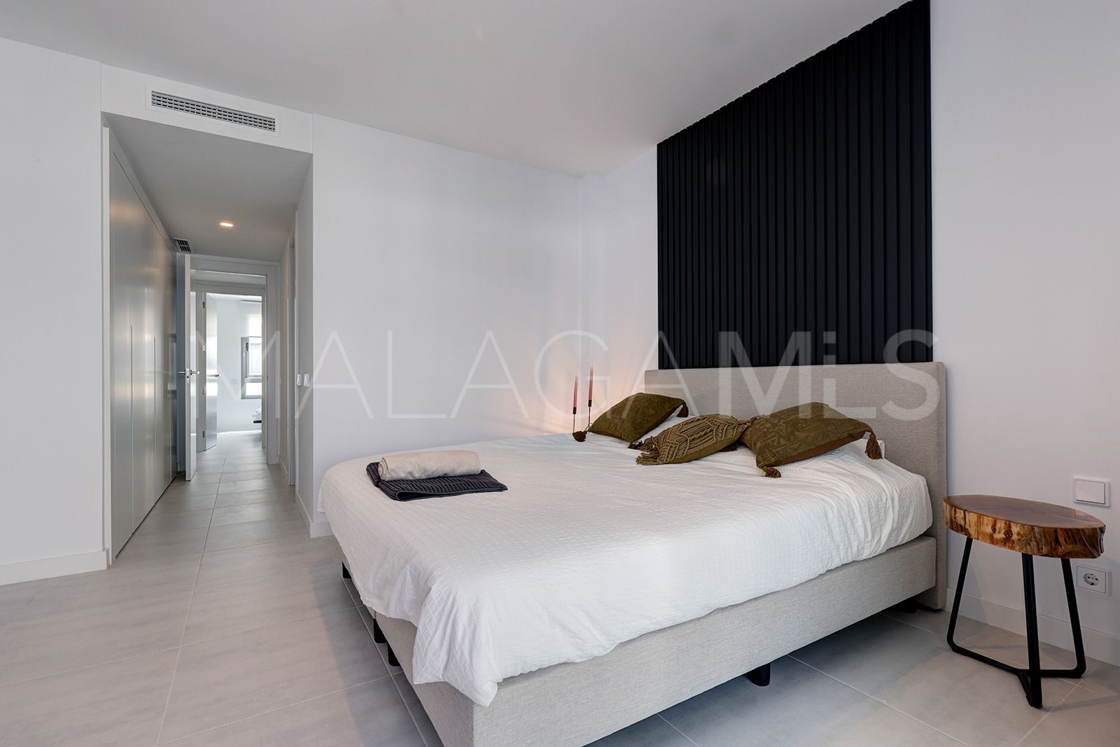Buy Estepona 2 bedrooms ground floor apartment