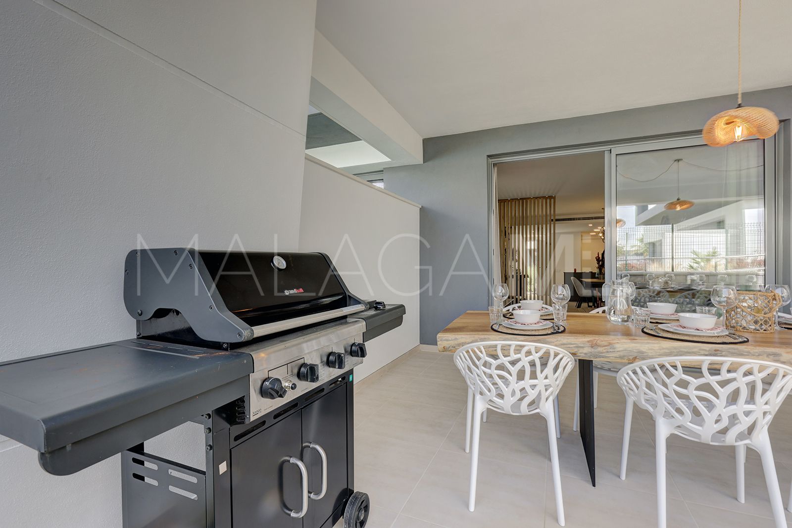 Buy Estepona 2 bedrooms ground floor apartment