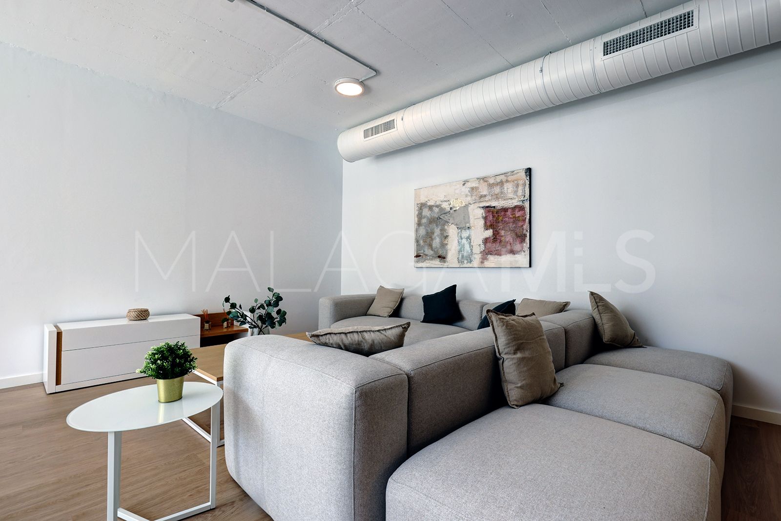 Buy Estepona 2 bedrooms ground floor apartment