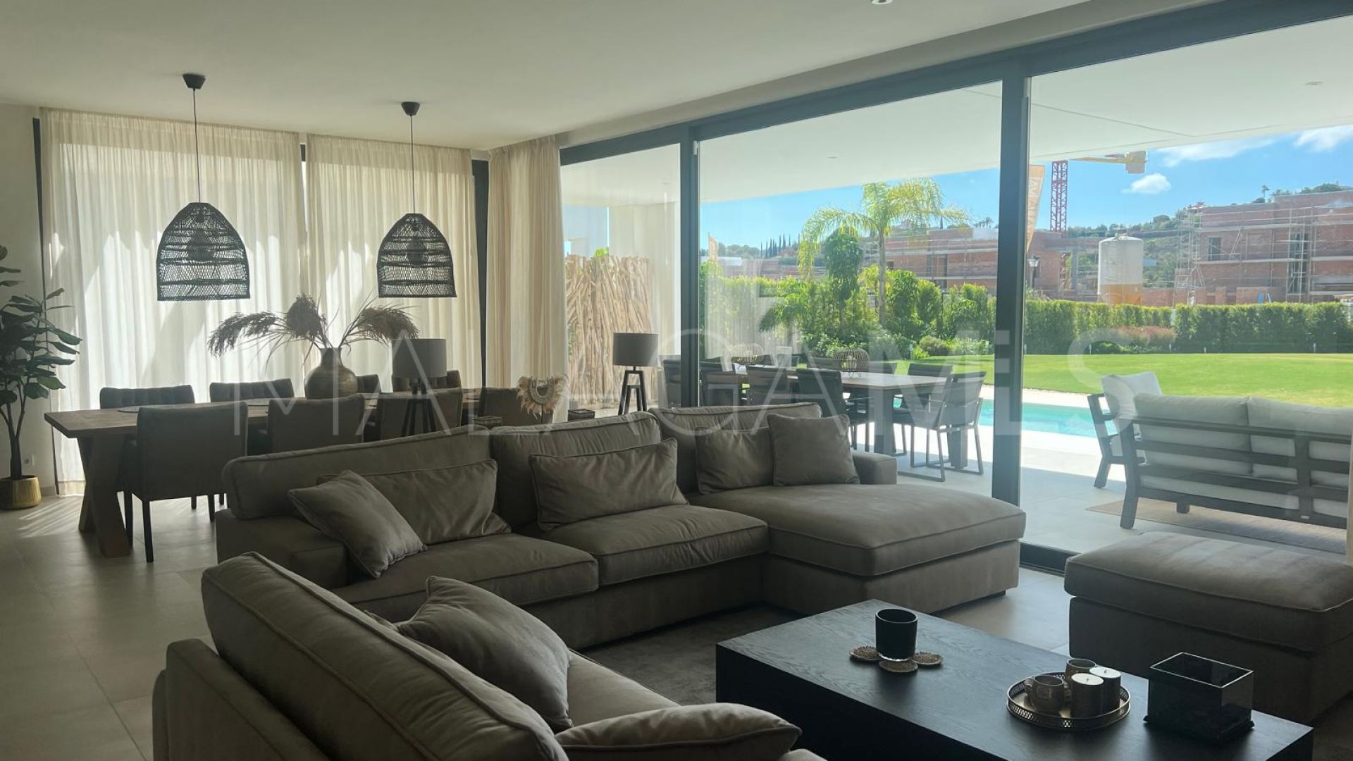 Villa for sale in Mijas Golf