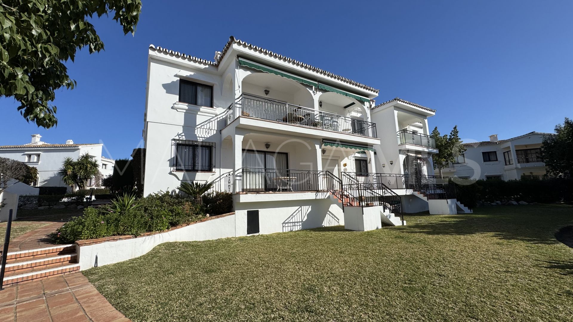 Lägenhet for sale in Benahavis