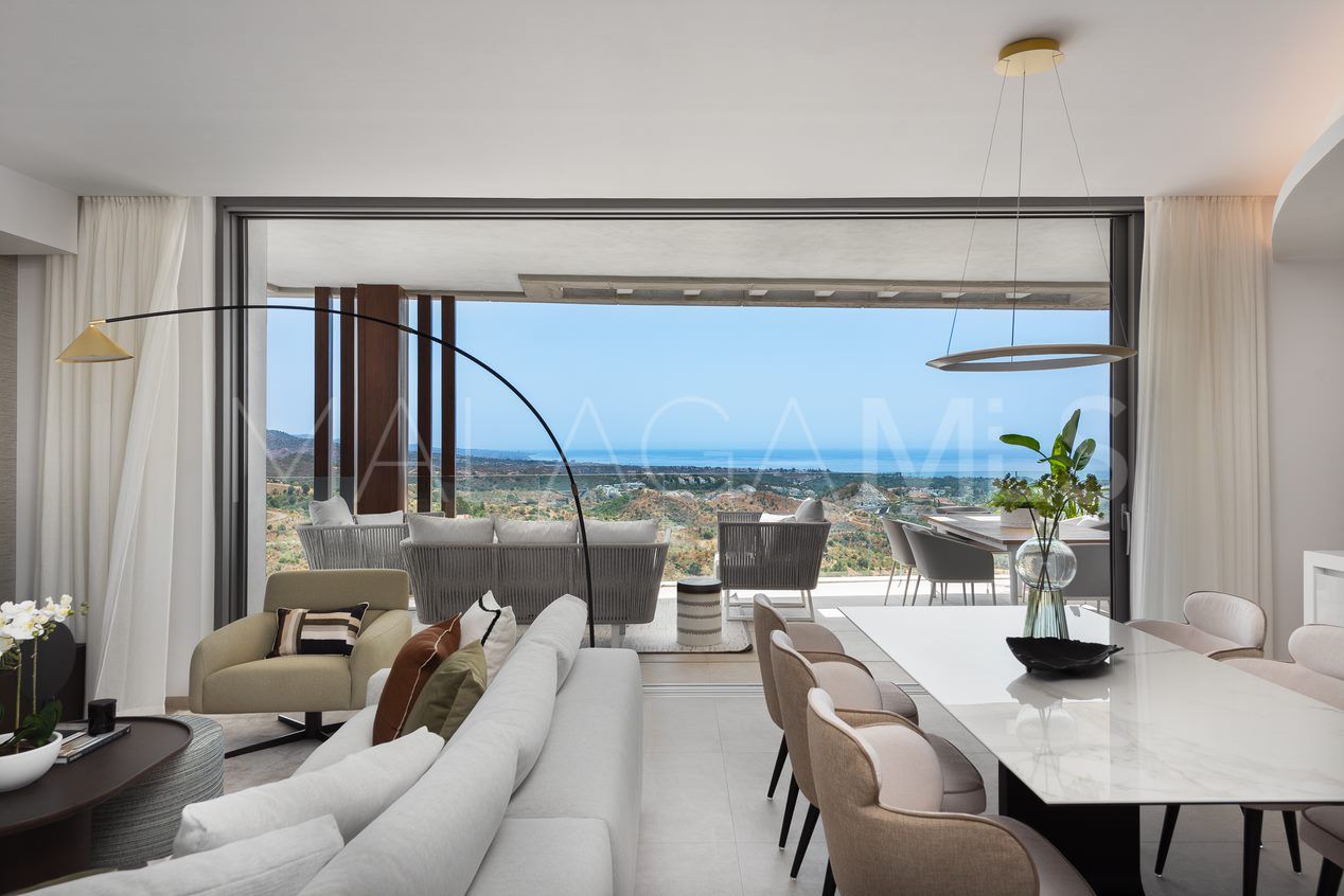 For sale penthouse in Benahavis