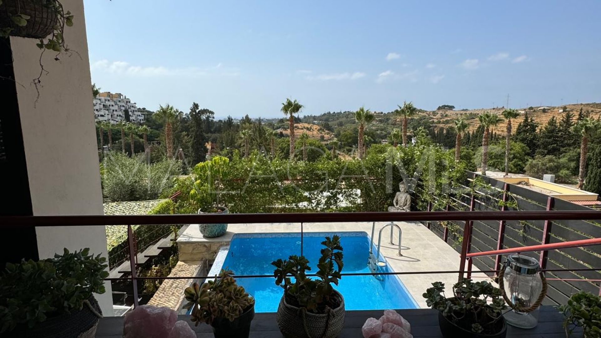 Villa for sale in Benahavis