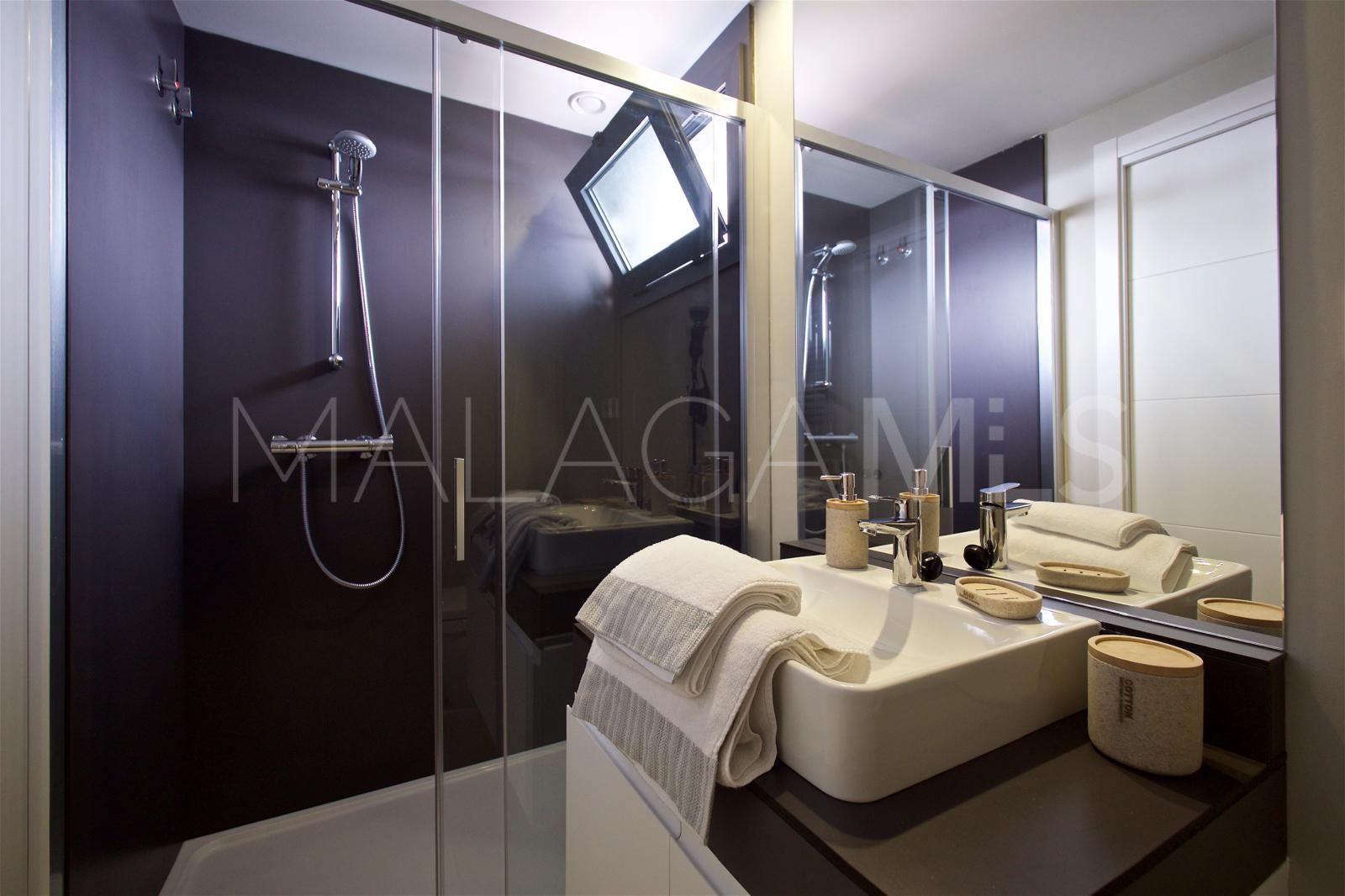 2 bedrooms apartment in Estepona for sale