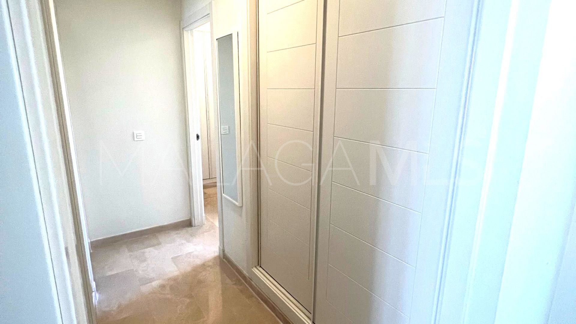 Buy Estepona apartment