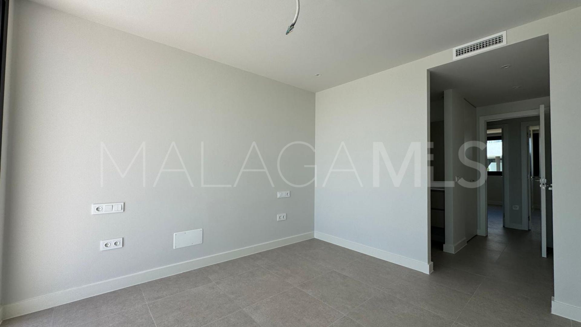 Ático for sale in Estepona de 3 bedrooms