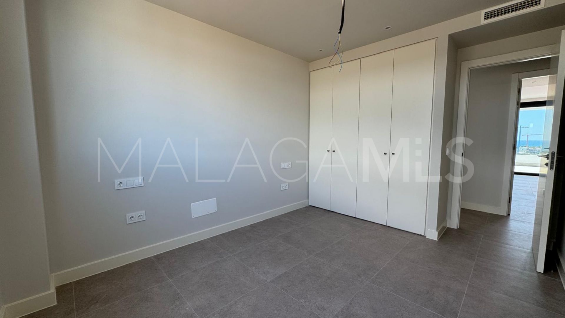 Ático for sale in Estepona de 3 bedrooms