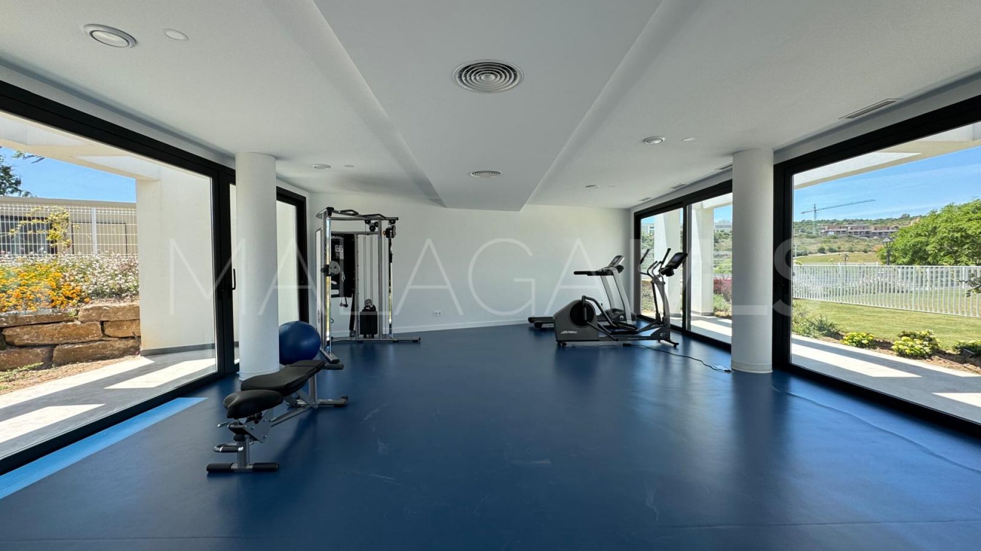 Ático for sale in Estepona de 3 bedrooms