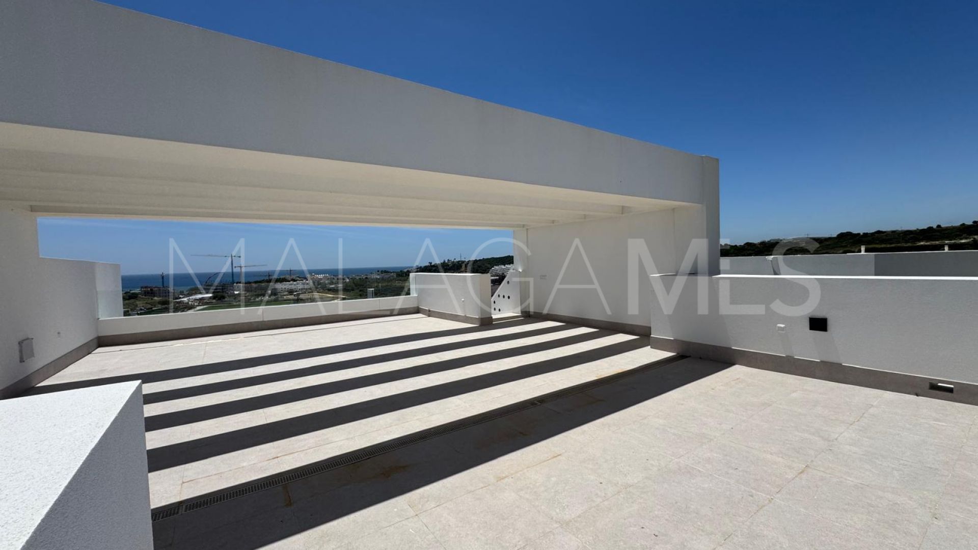 Ático for sale in Estepona de 3 bedrooms