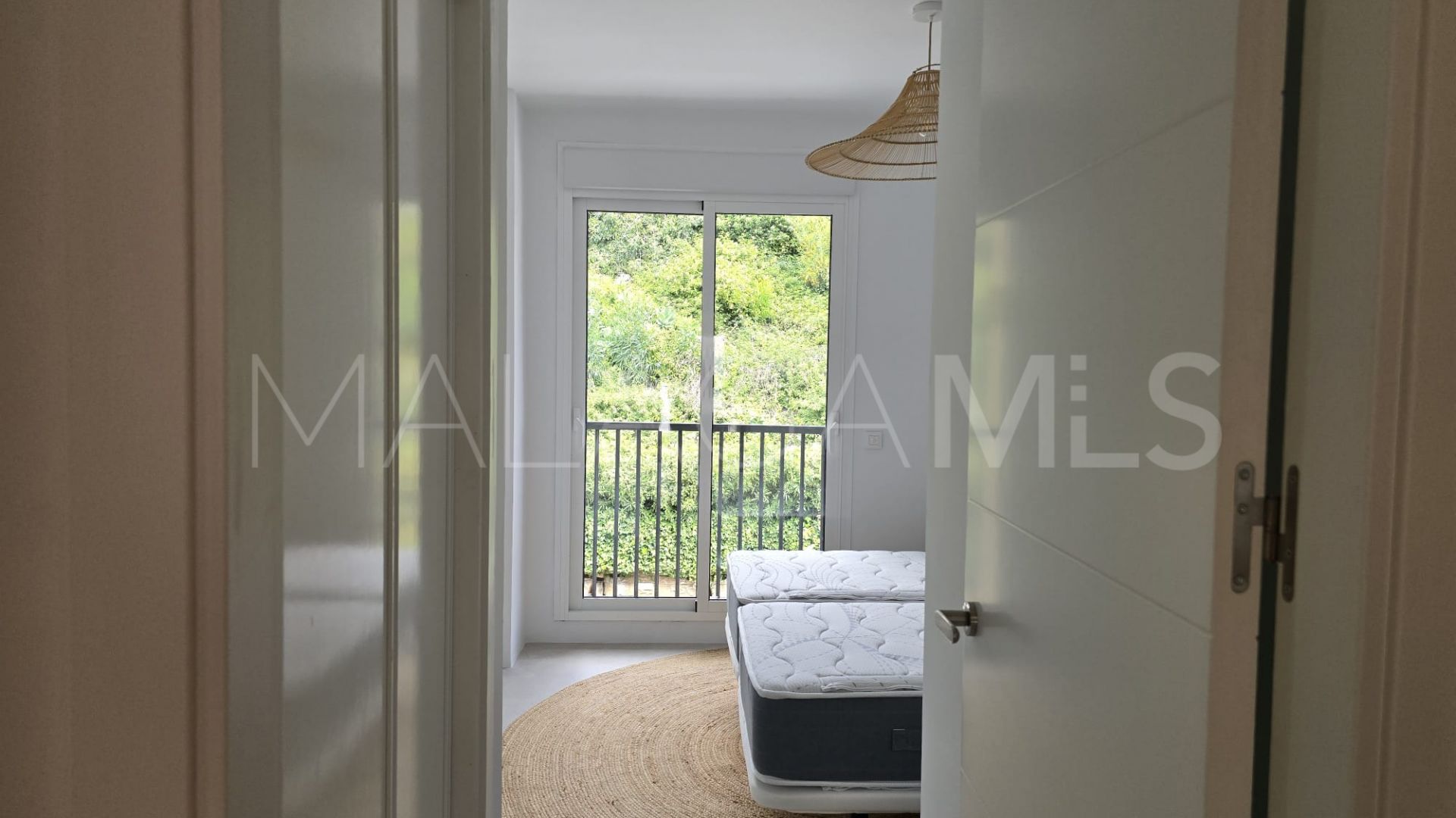 For sale Benahavis 2 bedrooms apartment