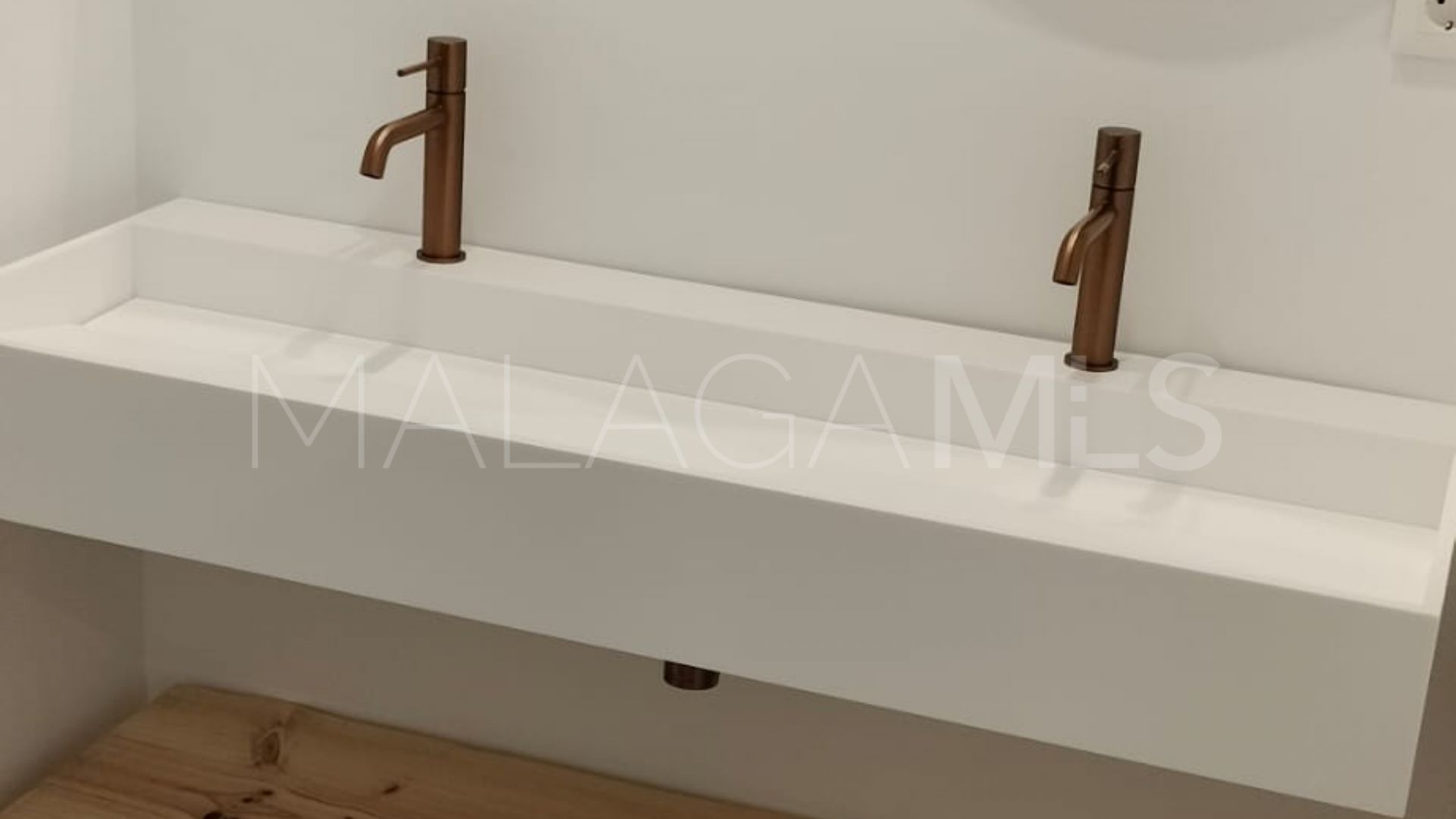 For sale Benahavis 2 bedrooms apartment