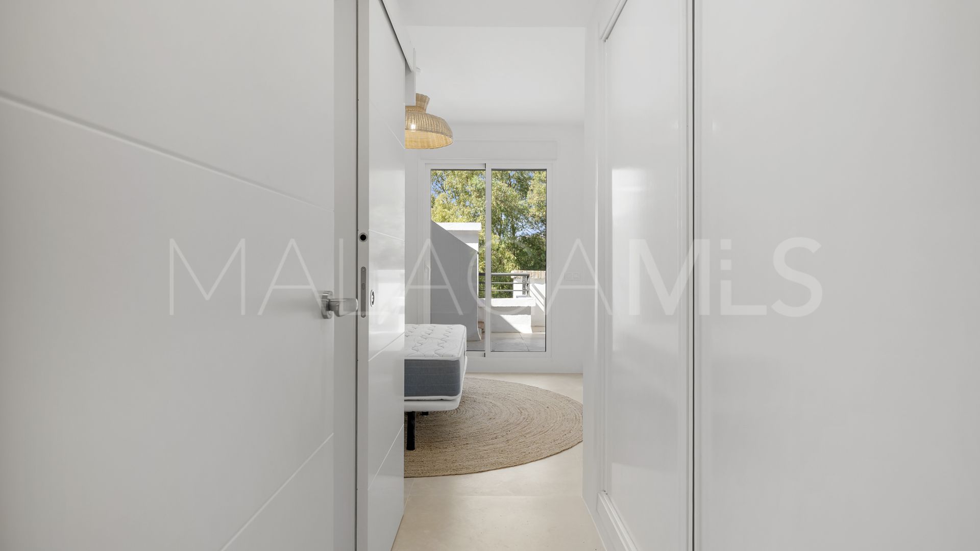 For sale Benahavis 2 bedrooms penthouse