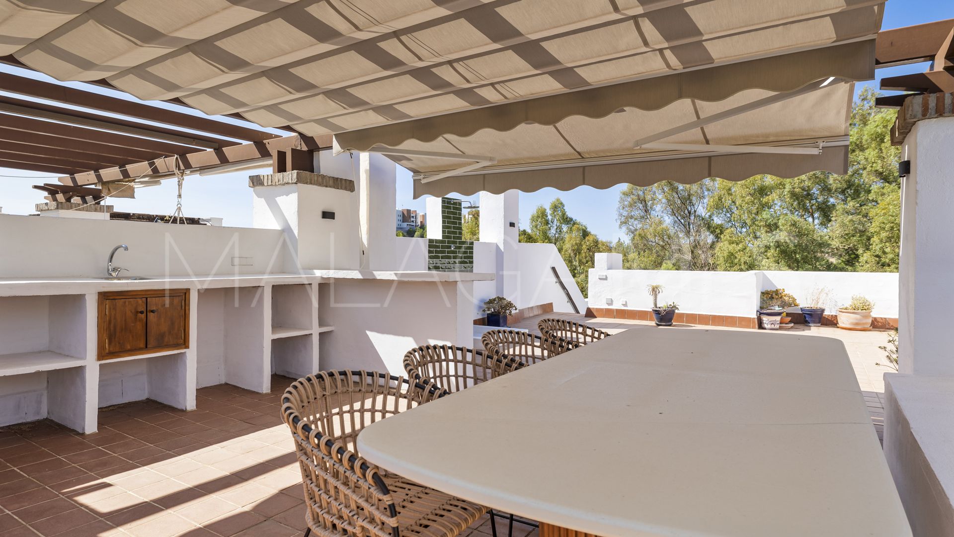 For sale Benahavis 2 bedrooms penthouse
