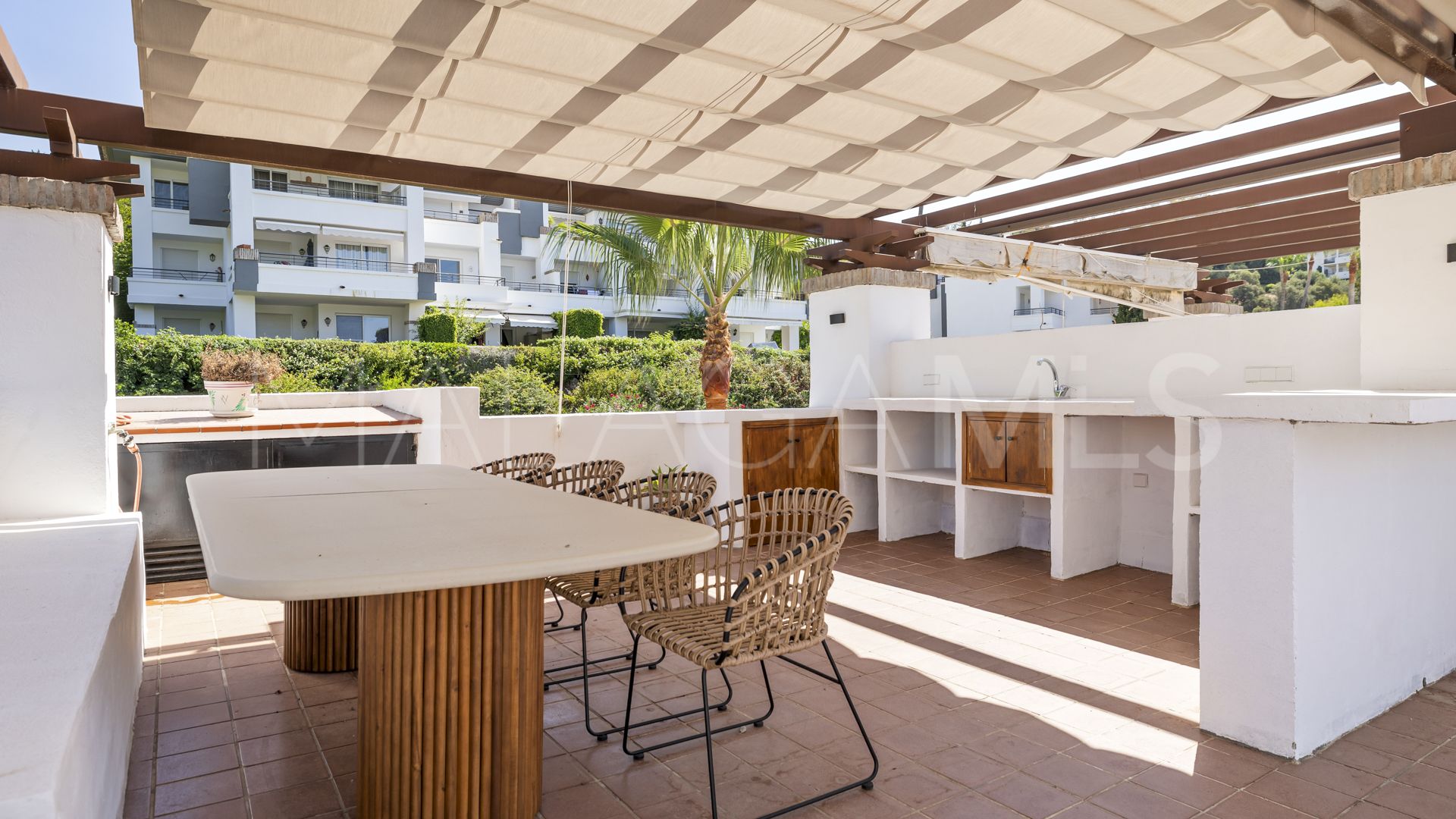 For sale Benahavis 2 bedrooms penthouse