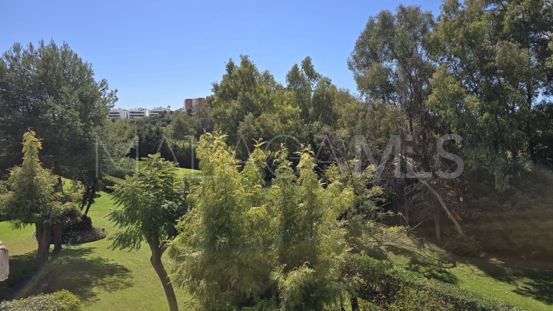 For sale Benahavis 2 bedrooms apartment