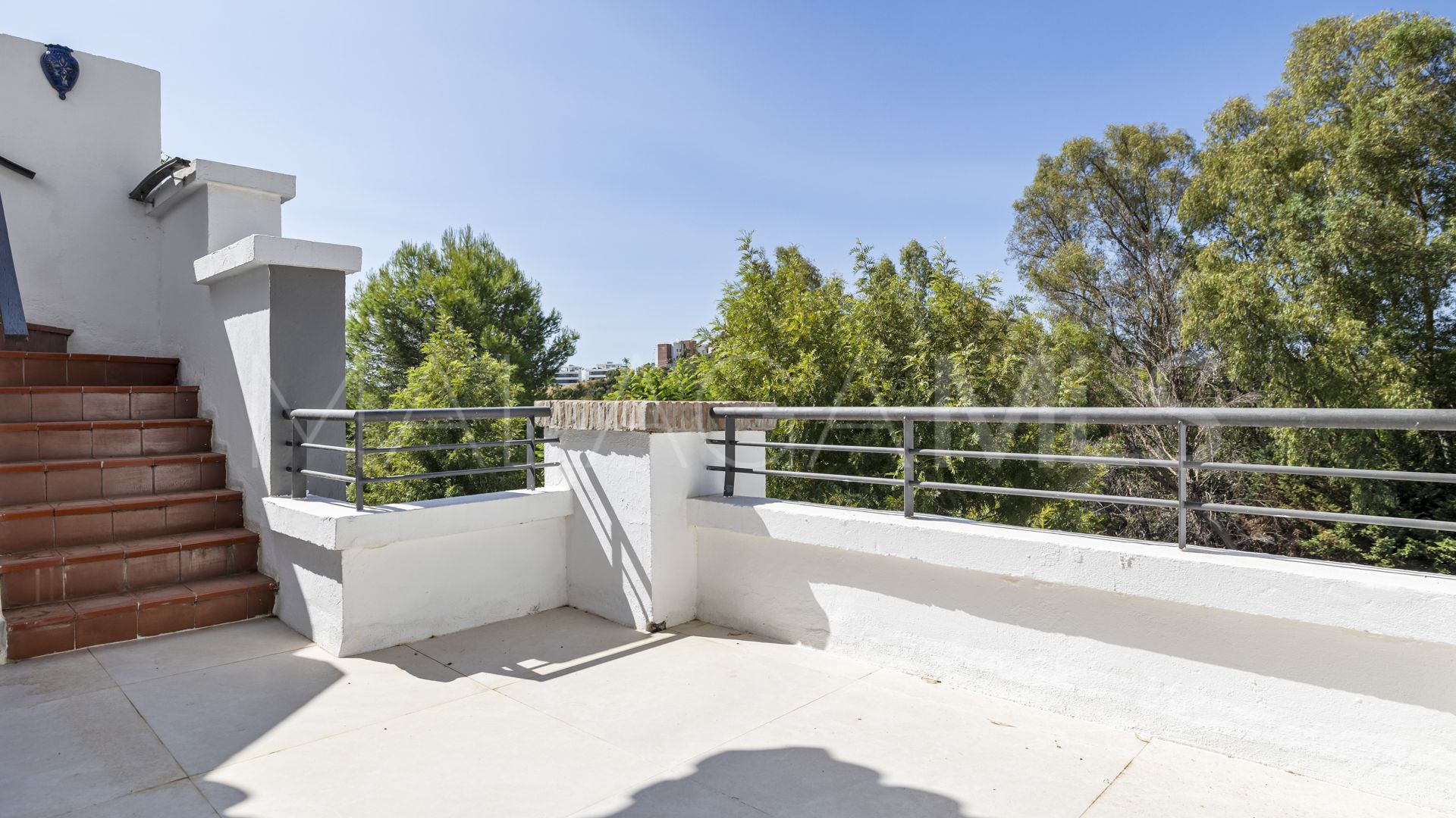 For sale Benahavis 2 bedrooms penthouse